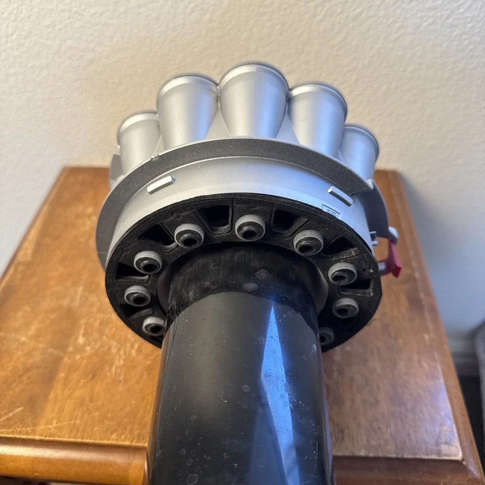 Dyson DC40 Cyclone Assembly in‎ Silver genuine OEM Part